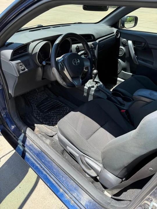 2011 Scion tC - Image 9 of 12