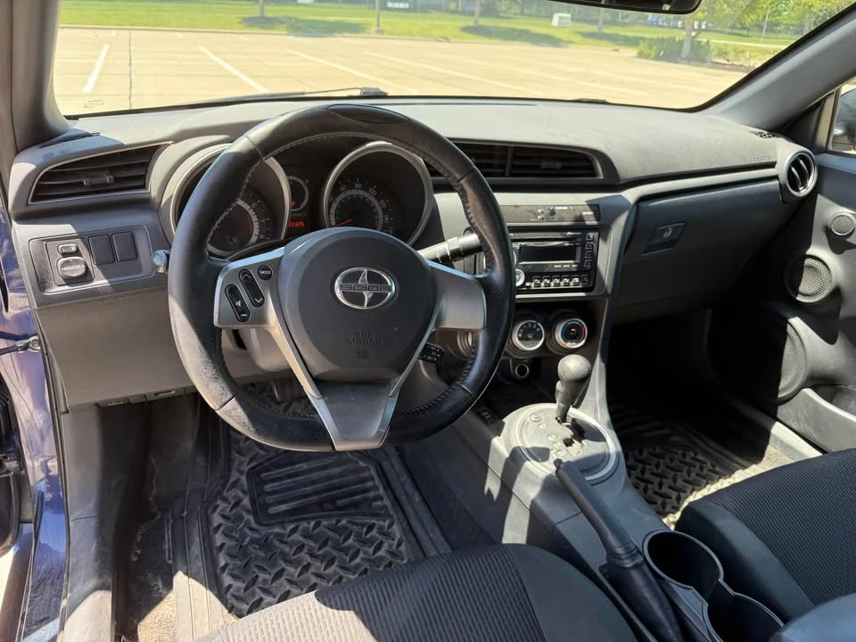 2011 Scion tC - Image 8 of 12