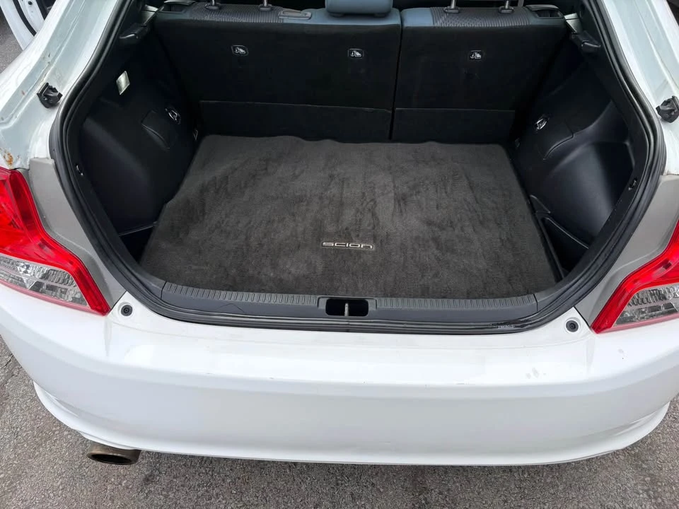 2011 Scion tC - Image 11 of 12