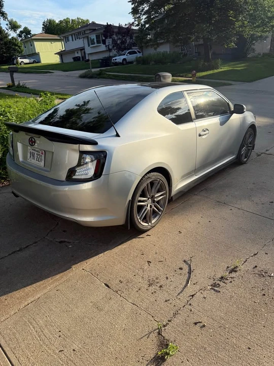 2011 Scion tC - Image 2 of 5