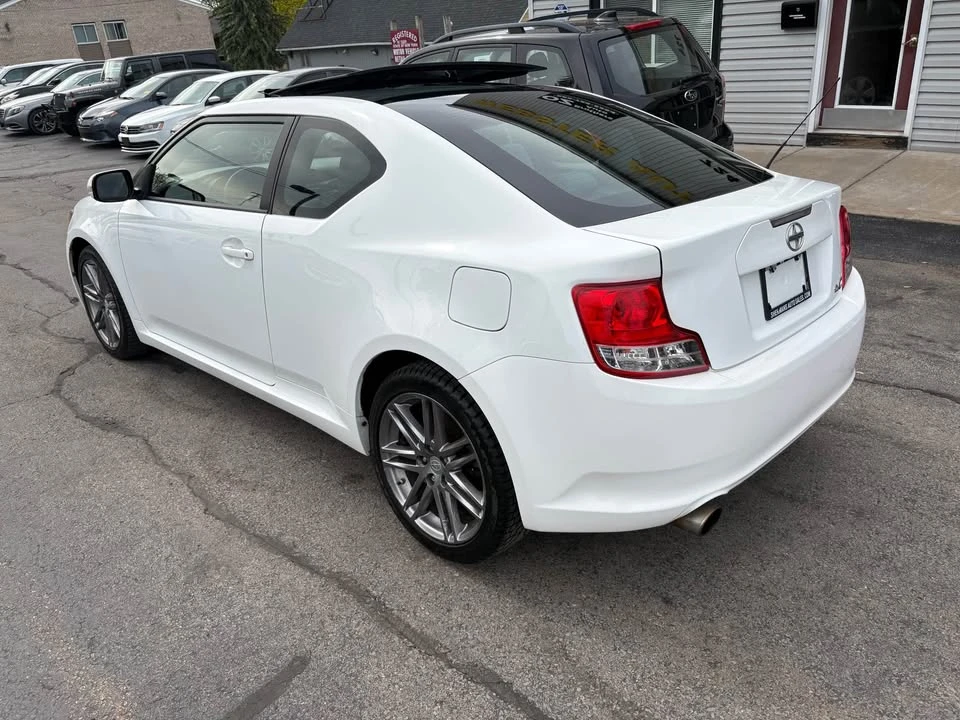 2011 Scion tC - Image 3 of 12