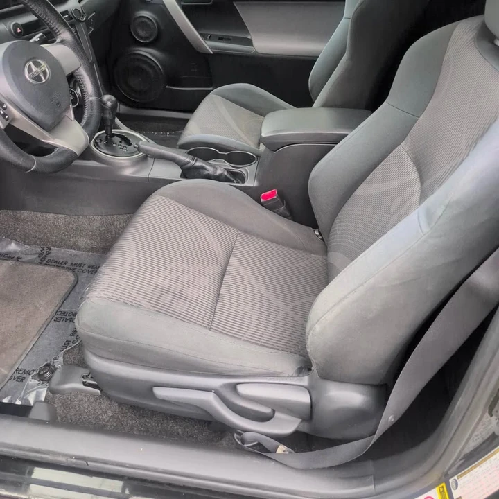 2011 Scion tC - Image 8 of 9