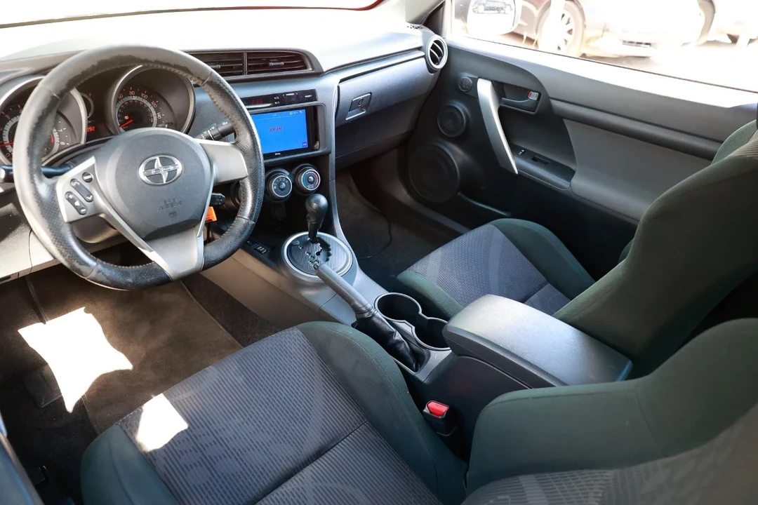 2011 Scion tC - Image 4 of 12