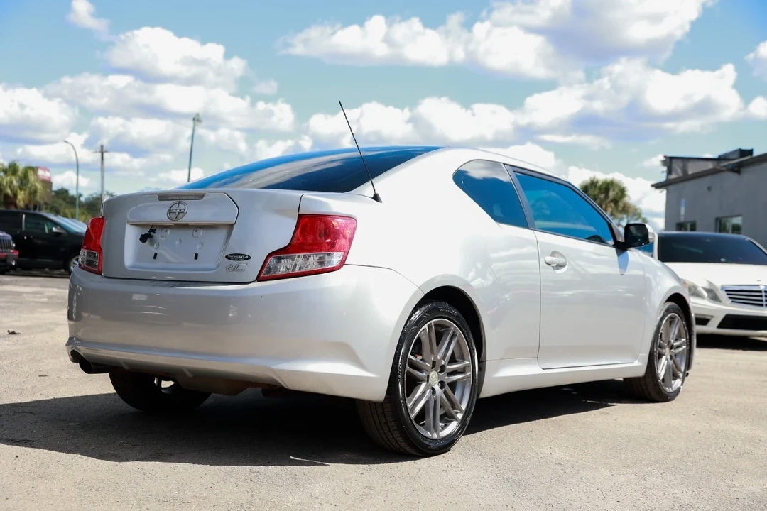 2011 Scion tC - Image 11 of 12