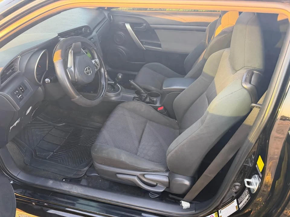 2011 Scion tC - Image 6 of 6