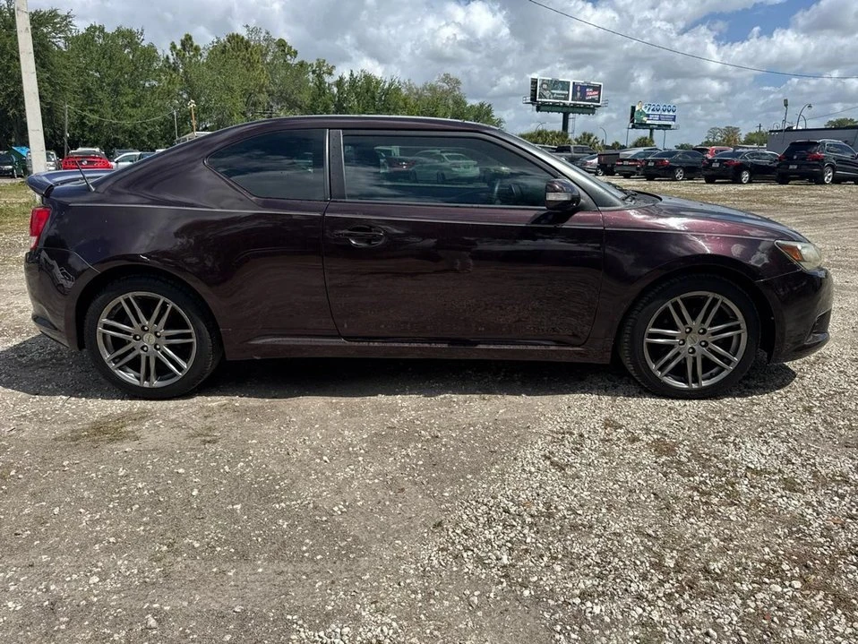 2011 Scion tC - Image 4 of 10