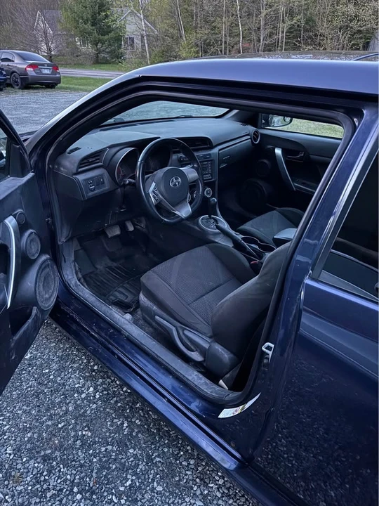 2011 Scion tC - Image 7 of 13