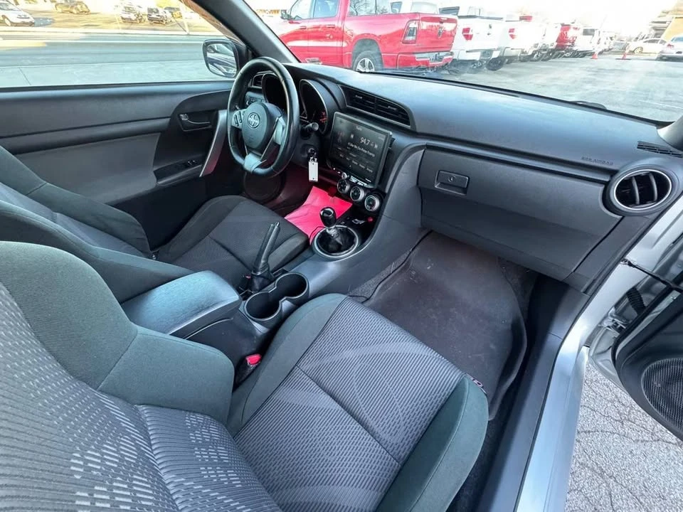 2011 Scion tC - Image 13 of 18