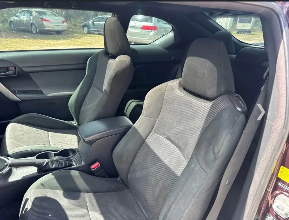 2011 Scion tC - Image 10 of 10