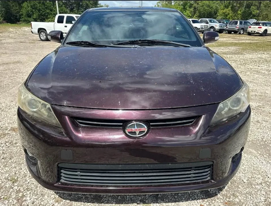 2011 Scion tC - Image 2 of 10