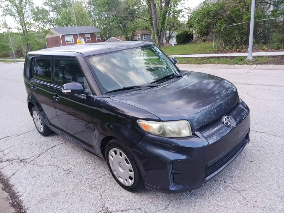 2011 Scion xB - Image 16 of 16