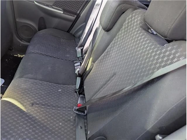 2011 Scion xD - Image 6 of 10