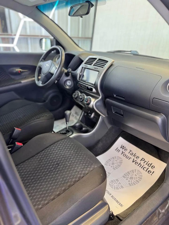 2011 Scion xD - Image 7 of 9