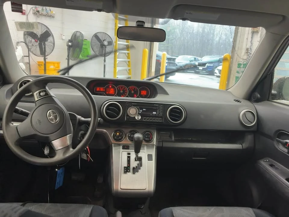 2011 Scion xB - Image 4 of 4