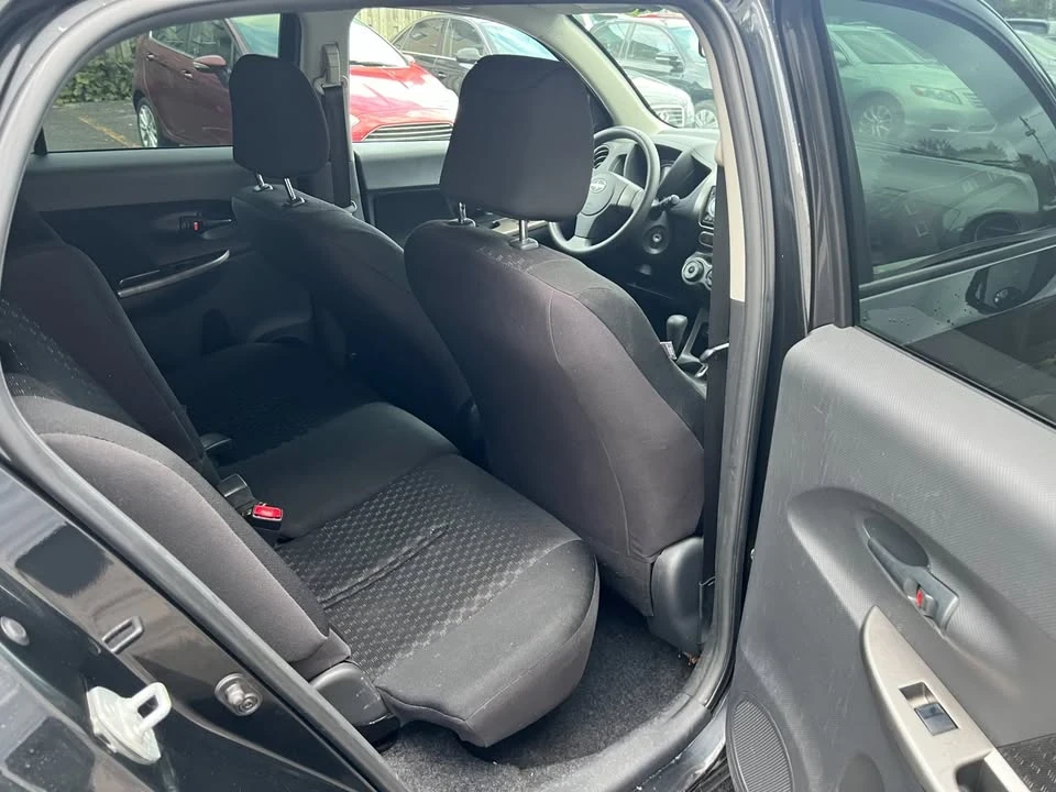 2011 Scion xD - Image 10 of 17