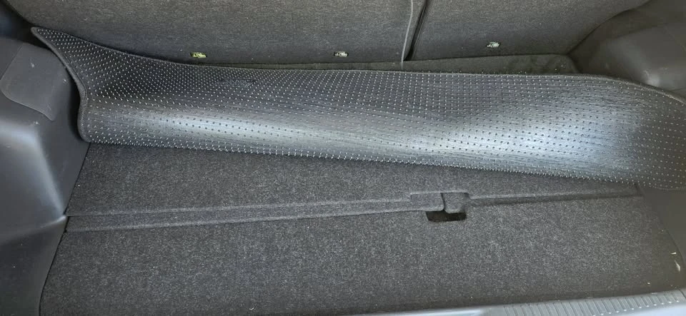 2011 Scion xD - Image 8 of 19