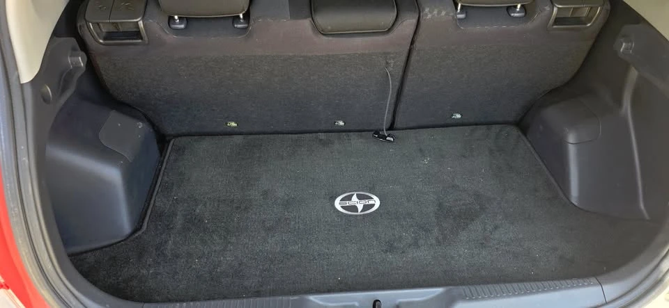 2011 Scion xD - Image 7 of 19