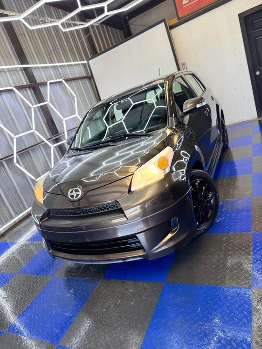 2011 Scion xD - Image 2 of 9