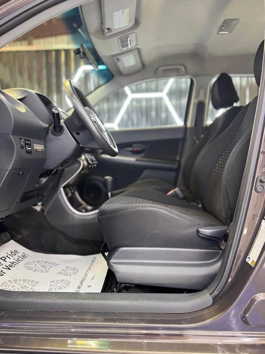 2011 Scion xD - Image 5 of 9