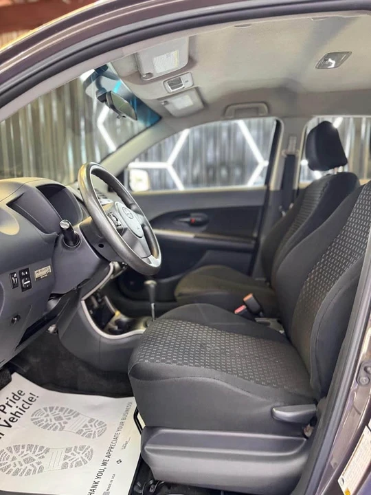 2011 Scion xD - Image 5 of 9