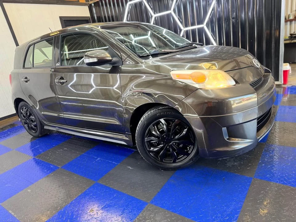 2011 Scion xD - Image 2 of 12