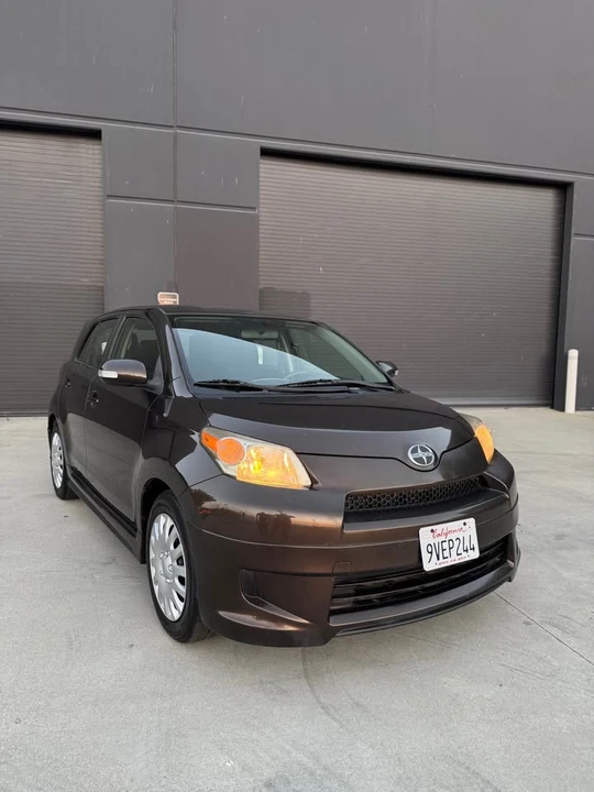 2011 Scion xD - Image 6 of 13