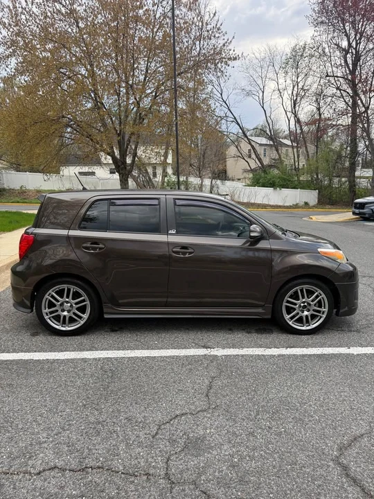 2011 Scion xD - Image 9 of 18