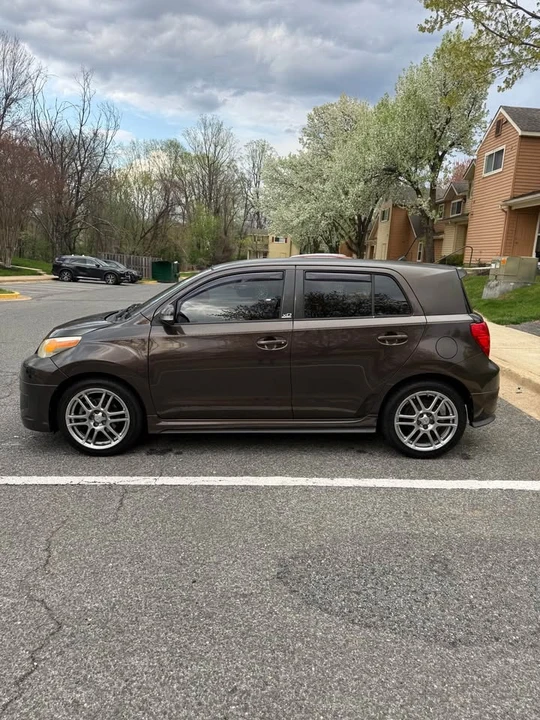 2011 Scion xD - Image 3 of 18
