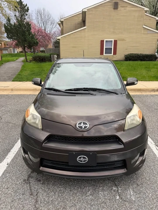 2011 Scion xD - Image 2 of 18