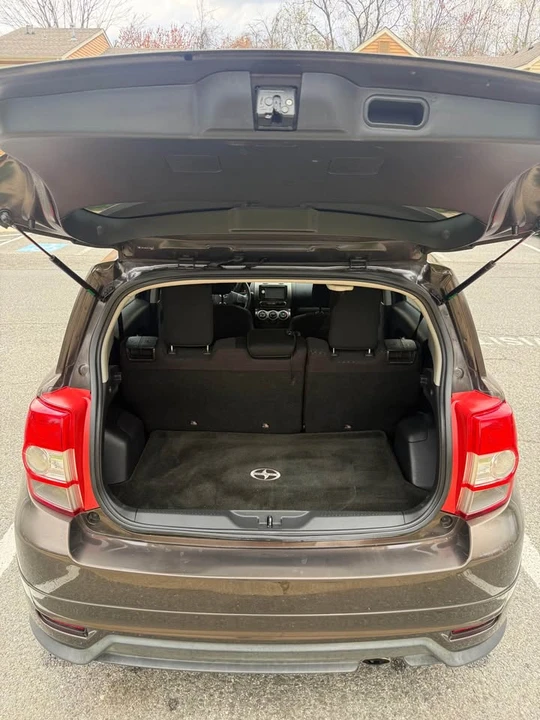 2011 Scion xD - Image 15 of 18
