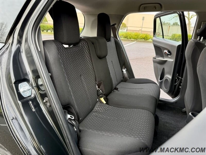 2011 Scion xD - Image 15 of 19
