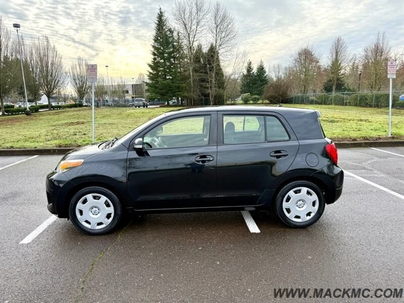 2011 Scion xD - Image 8 of 19