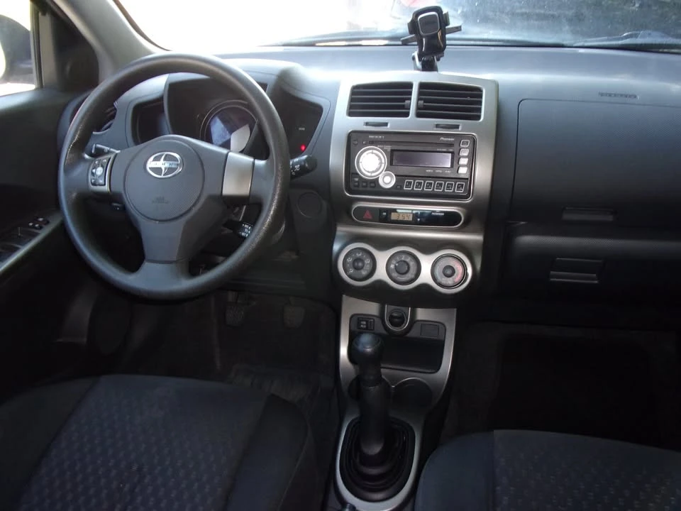 2011 Scion xD - Image 5 of 14