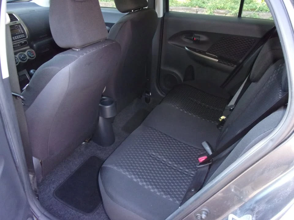 2011 Scion xD - Image 8 of 14