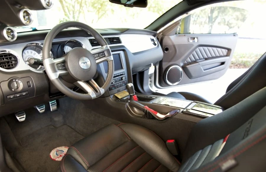2011 Shelby GT350 - Image 4 of 12