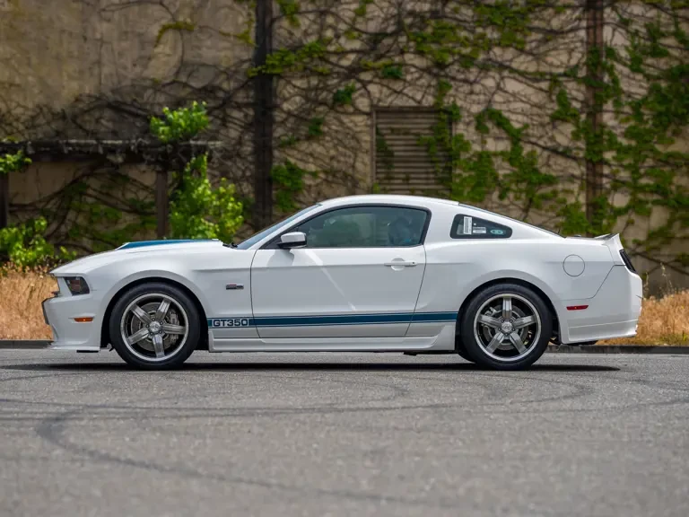2011 Shelby GT350 - Image 6 of 31