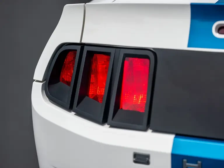 2011 Shelby GT350 - Image 24 of 31