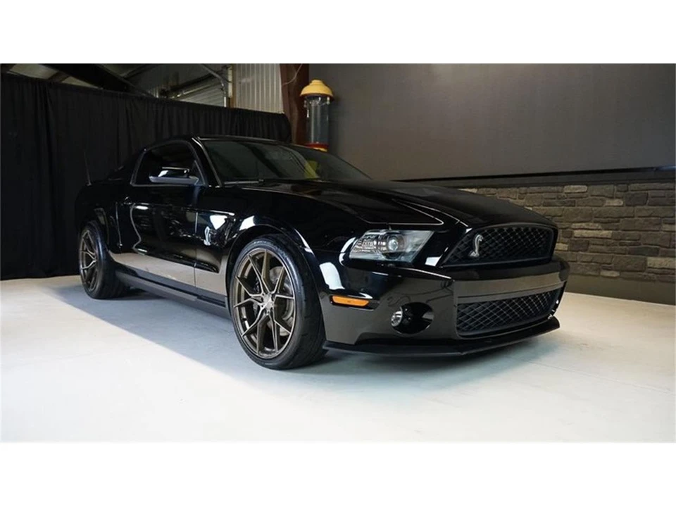 2011 Shelby GT500 - Image 2 of 31