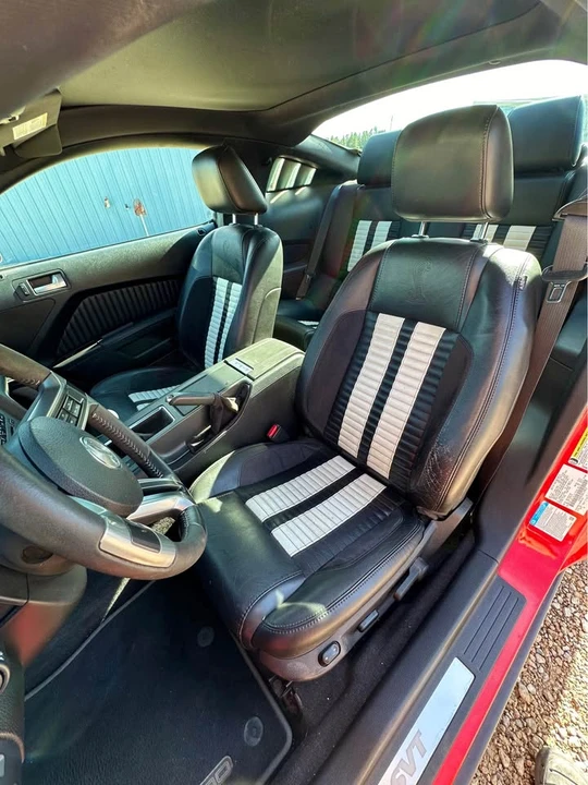 2011 Shelby GT500 - Image 10 of 17