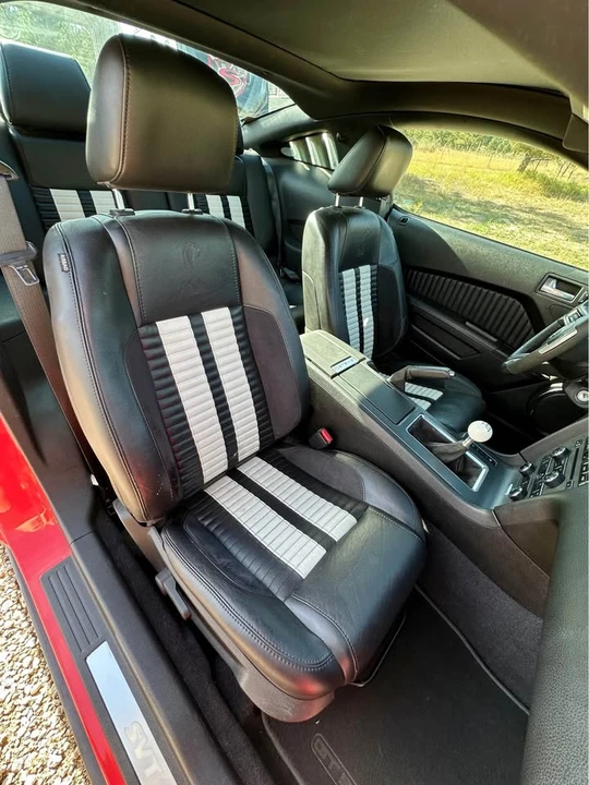2011 Shelby GT500 - Image 15 of 17