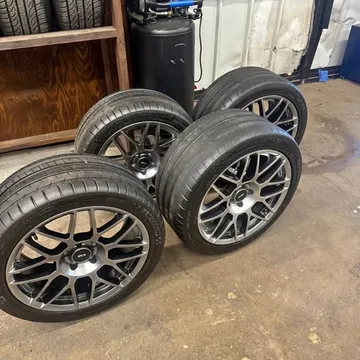 Shelby GT500 Wheels
