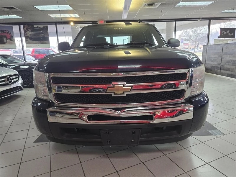 2011 Chevrolet Silverado 2nd Gen - Image 2 of 4
