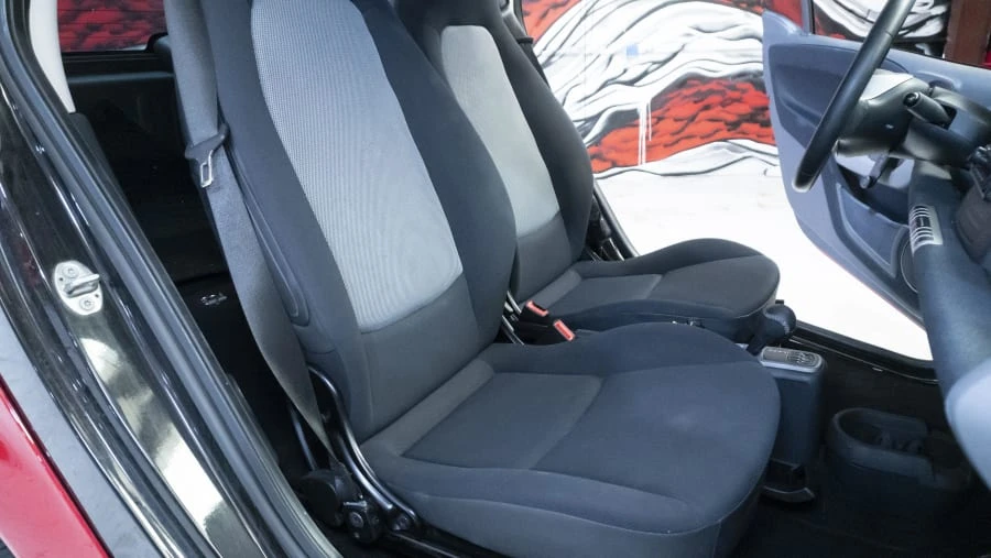 2011 Smart Fortwo 2nd Gen - Image 8 of 10