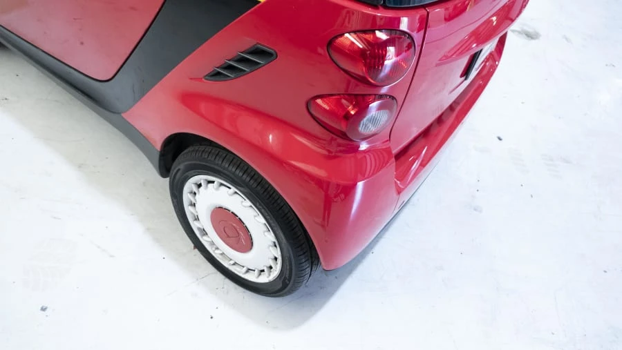 2011 Smart Fortwo 2nd Gen - Image 9 of 10