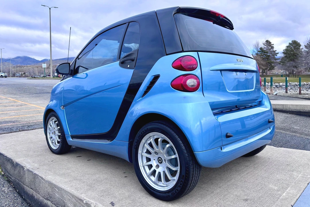 2011 Smart Fortwo 2nd Gen - Image 4 of 31