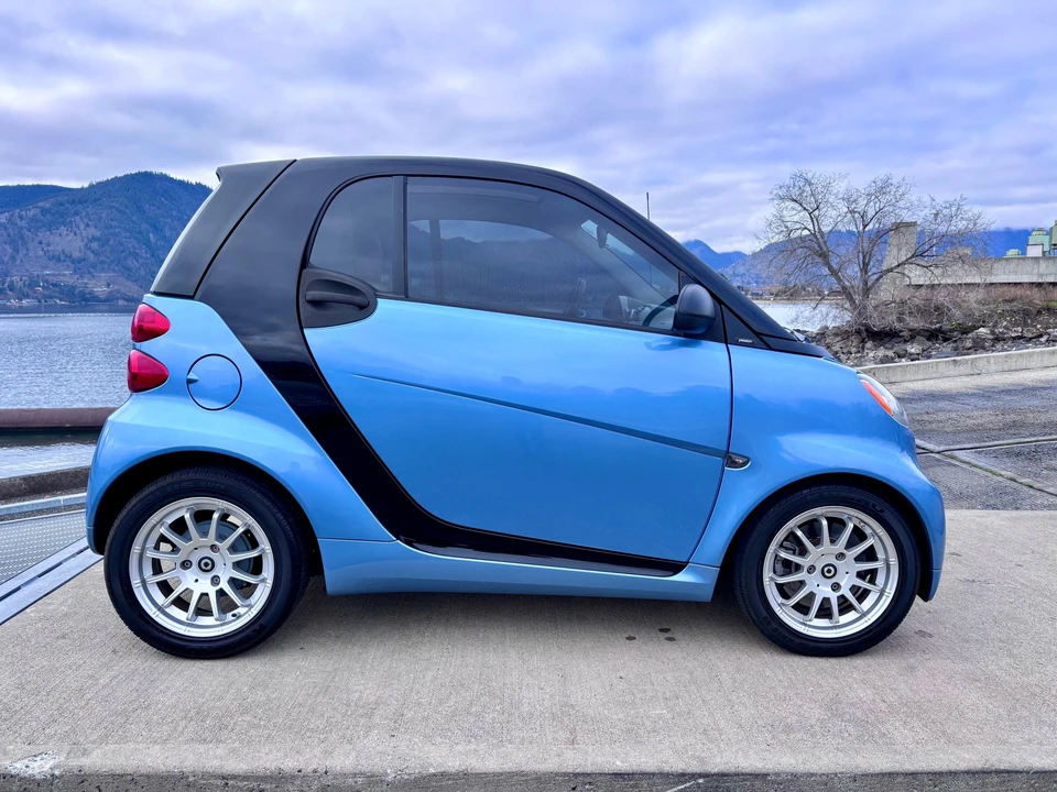2011 Smart Fortwo 2nd Gen - Image 8 of 31
