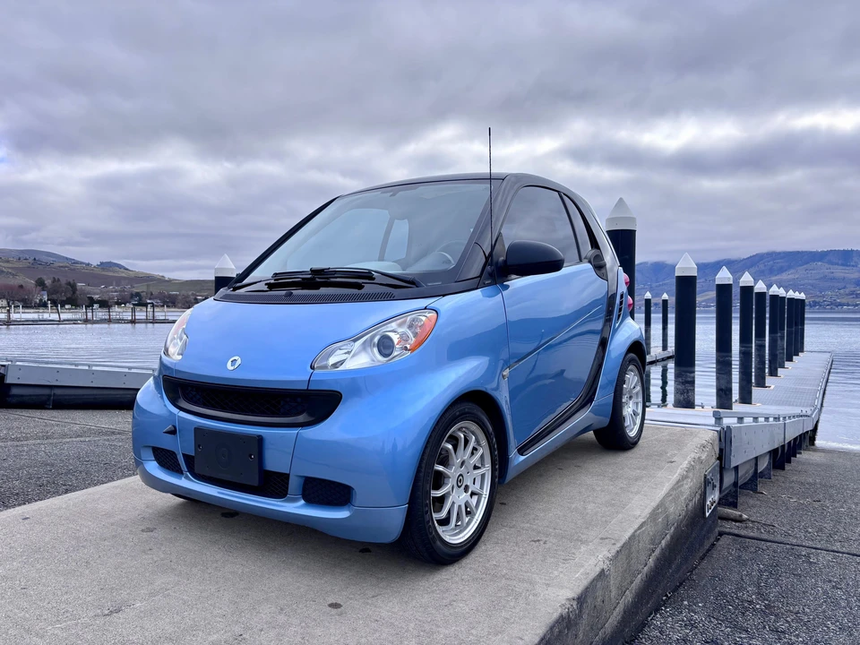 2011 Smart Fortwo 2nd Gen - Image 6 of 31