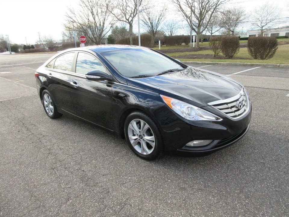 2011 Hyundai Sonata - Image 6 of 21