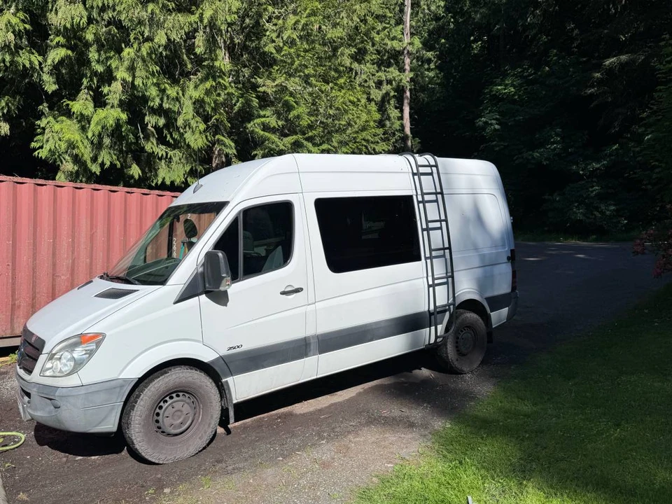 2011 Mercedes-Benz NCV3 Sprinter - Image 9 of 9
