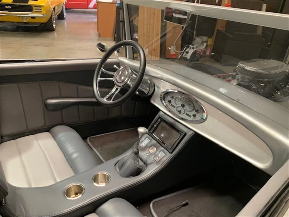 2011 Stutz - Image 11 of 13